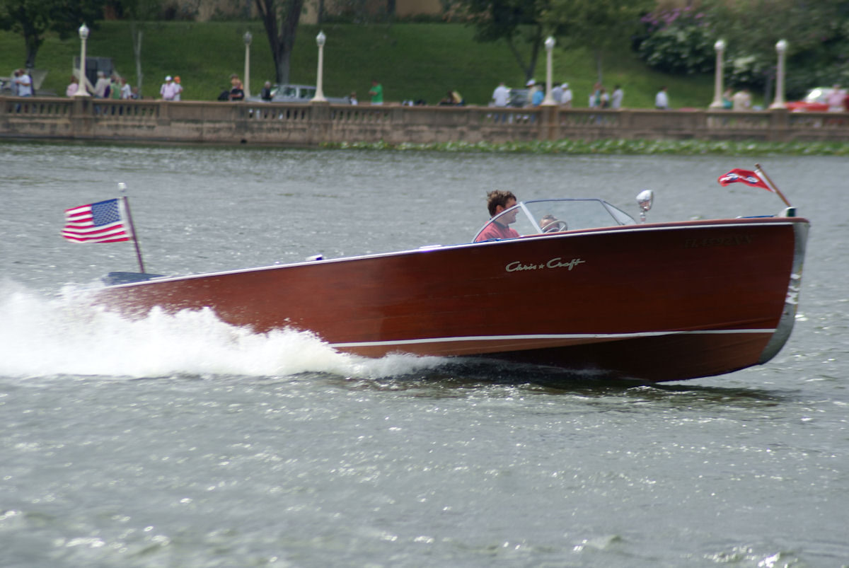 A classic runabout under way between outings