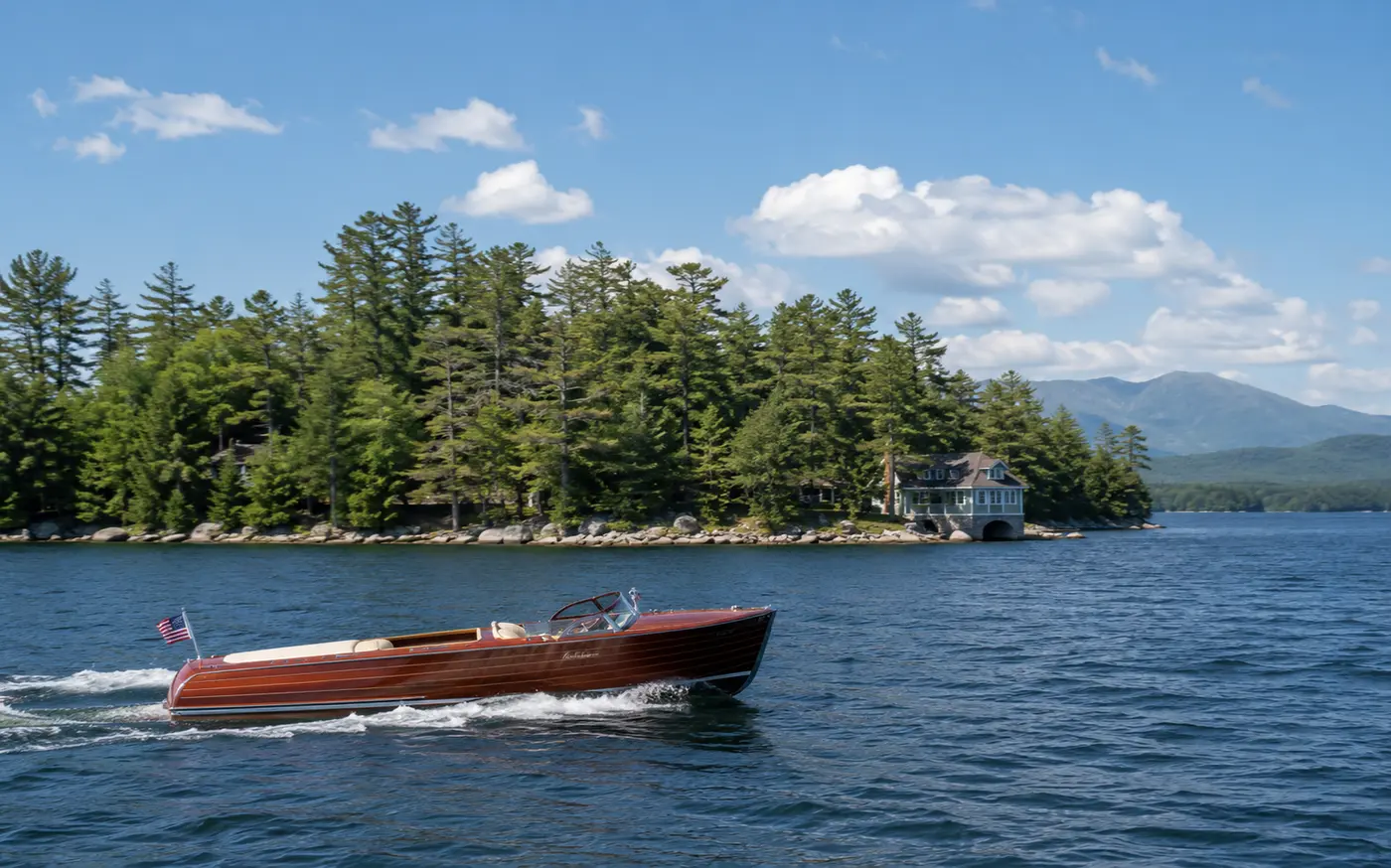 Lake Winnipesaukee boating destination